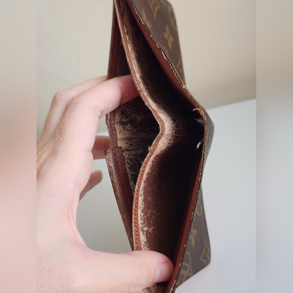 Louis Vuitton Monogram Portefeiulle Marco Bifold Wallet - Picture 4 of 10